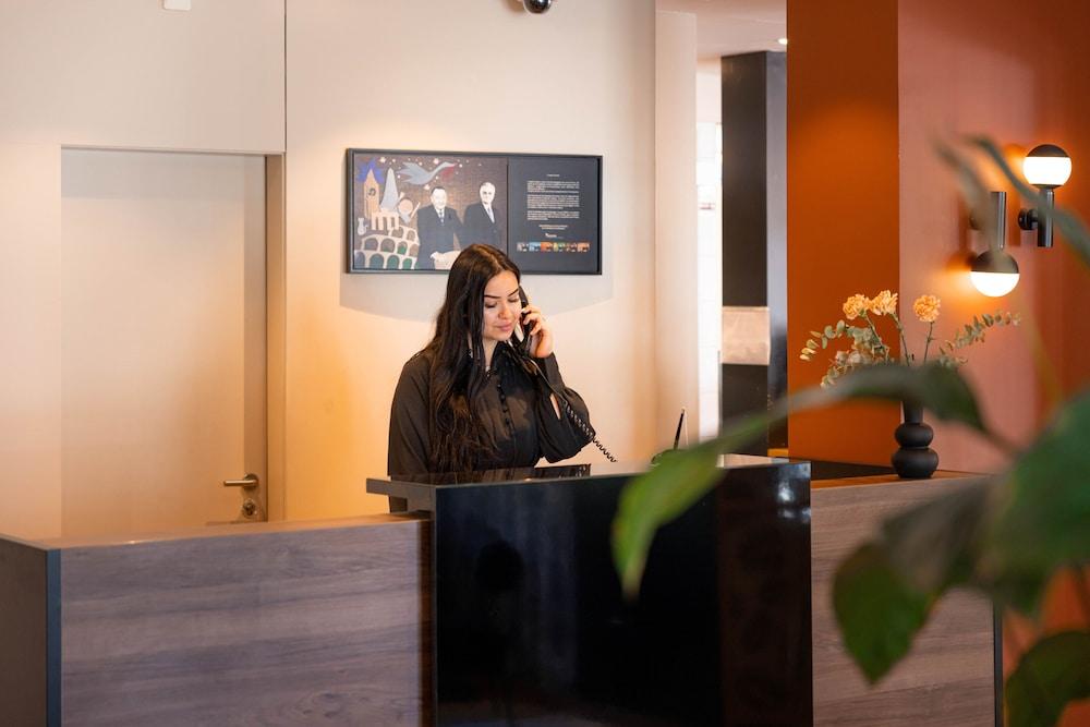Hotel Ibis Sion Exteriér fotografie